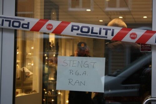 Etterlyser tips om ranerne