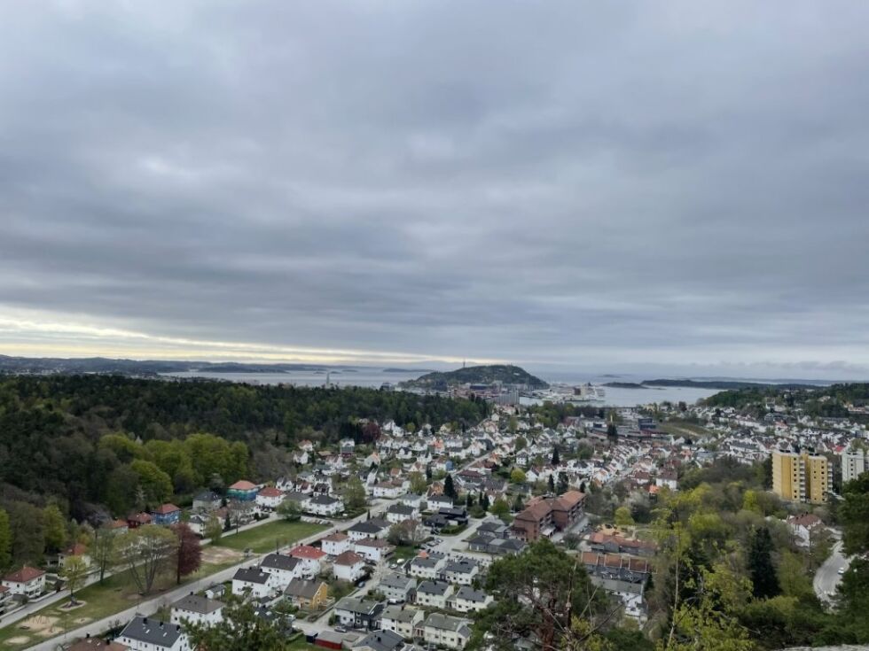 Utsikt over byen fra den store utkikken. Foto: Malene Nilsen