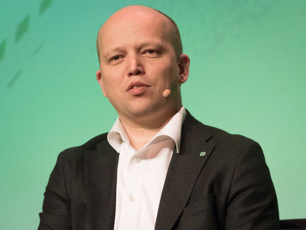 Stortinget stopper bygginga av fleire utanlandskablar