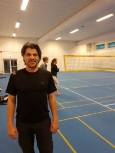 Tor Inge Akseland er tidligere landslagstrener i volleyball, nå er han rektor på Kristiansand folkehøyskole. Foto: Jon Kåsa