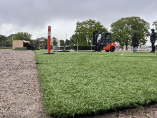 - Du kan ikke bare komme å forsyne deg av trofeet