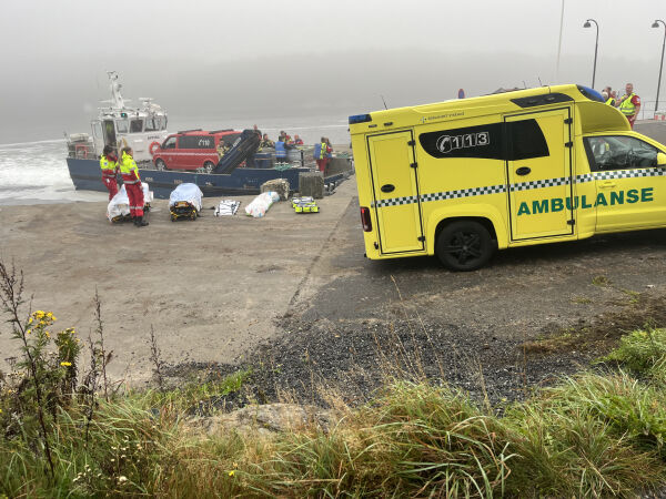 13 kritisk skadet etter storbrann