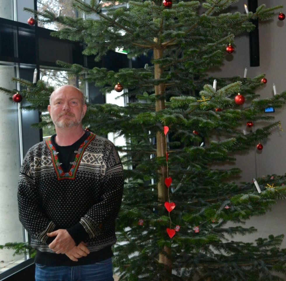 FELLESKAPET: Kristian Røssaak presiserer at viktigheten av fellesskap blir ekstra tydelig i jula. FOTO: Tim Høgli Nilsen