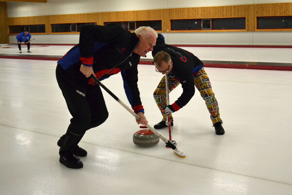 Ønsker flere unge i curling