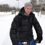 Hans Christian Døsen sier det er friskt og godt å sykle nå i februar. Foto Sindre Hovdal