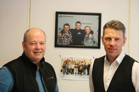 Kultursjef Odd Bakken til venstre, Ordfører Stian Brekkvassmo til høyre. foto: Øyvind Ludvigsen