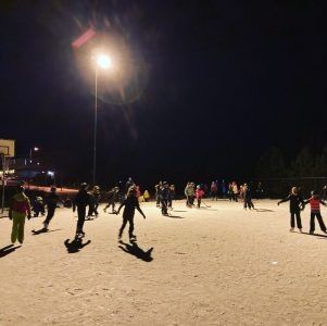 Skøytebanen på Odderhei har vært mye brukt siden oppstart i begynnelsen av januar. Foto: Lasse Dønnestad Hansen