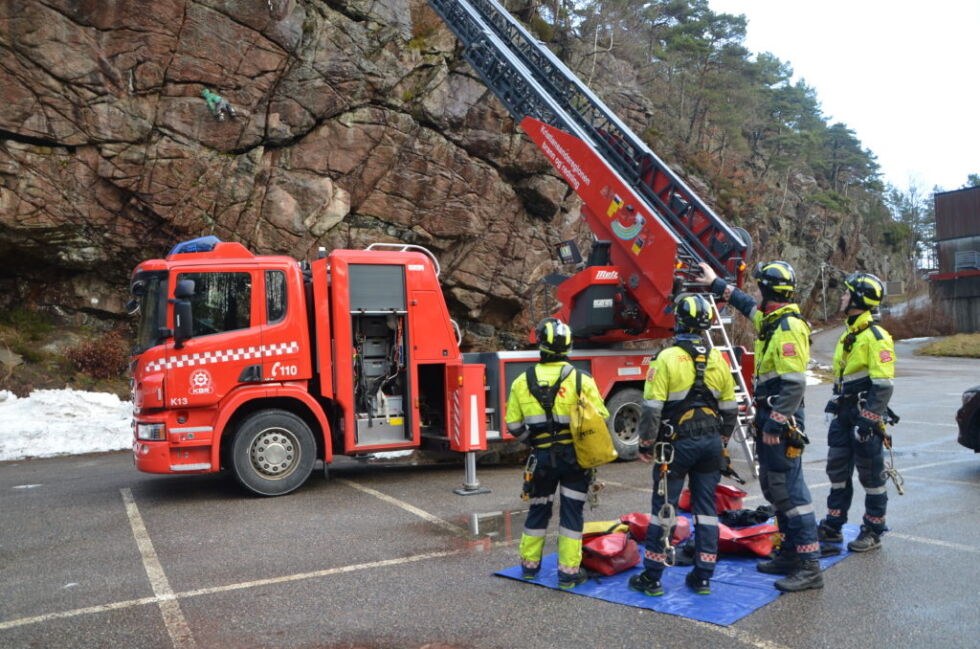 Kristiansand brann- og redningsvesen på TRG-øvelse. Foto: Celina Vaage Mølstre