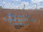 This is the fence surrounding Creakids in Kibera. Foto: Kamilla Kvamme