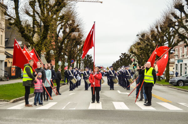 Ser du deg selv i 1. mai-toget?
