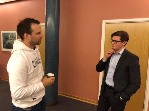 - FrP må finne tilbake til sin egen greie
