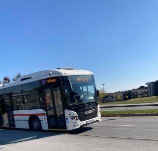 Nedgang for kollektivtransporten, men Agder kollektivtrafikk tar smittevern på alvor