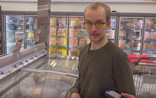 - Må opp i trynet på prislappen for å se ordentlig