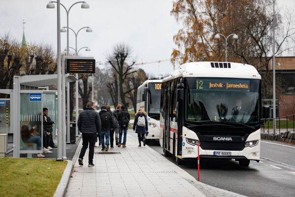 Bruker ikke setebelte, ennå...