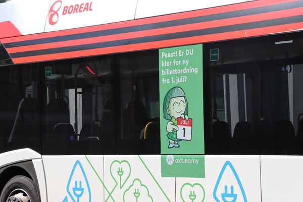 Kjempekutt i nattbussprisene