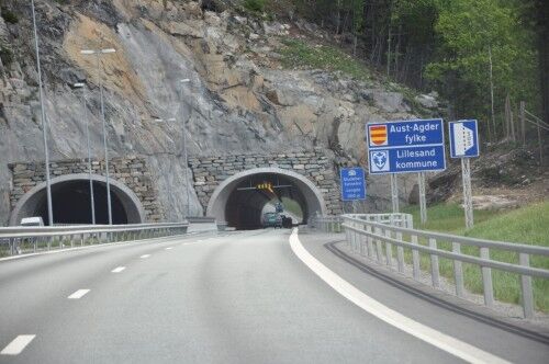 E18 blir stengt på vei mot Kristiansand denne formiddagen. Foto: Arkiv.