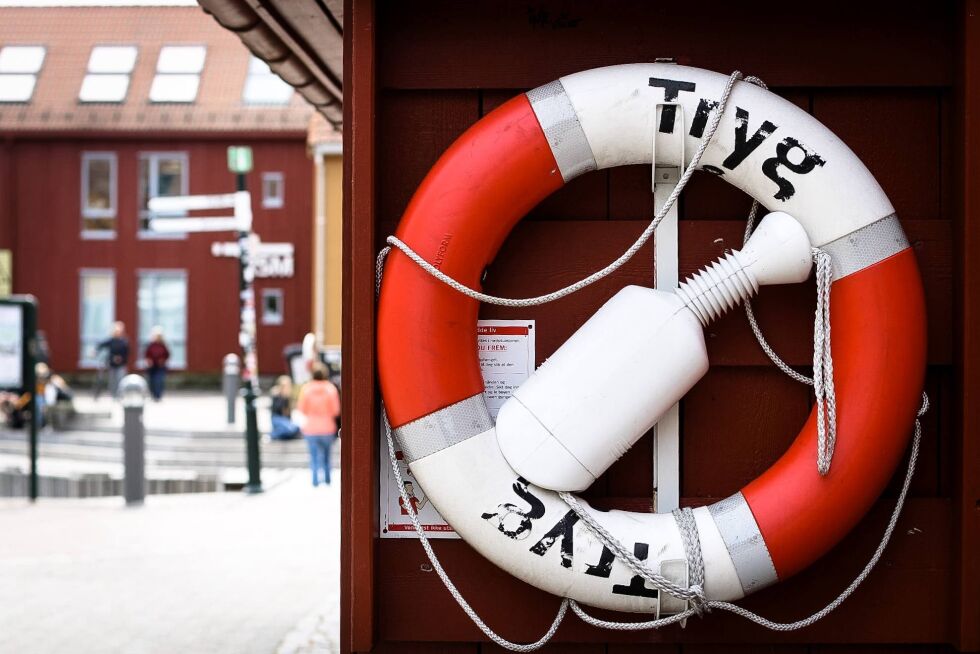 Tryggleik er viktig å ha når man ferdast på sjøen.
 Foto: Madeleine Hamn