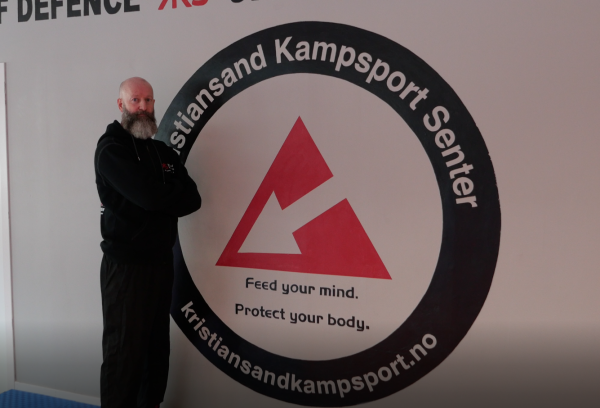 Så Karate Kid tre ganger, nå har han svart belte i sju ulike kampsporter
