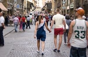 Ferietur med familien kan gjøres til en romantisk, stille og koselig opplevelelse. Å gå i Firenzes gater i Italia er bare en av mange muligheter. (Alle foto: Sandra Lovise Sætrang)