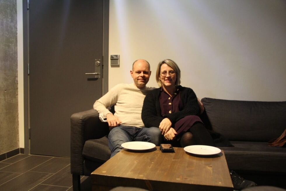 Kjartan og Janette Leivsett under lunsjpause etter foredrag  Foto: Jeppe Stensland