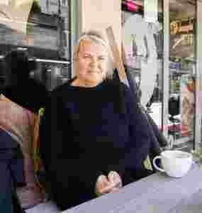 Psykoterapeut Ann Kristin Sødal mener at sosiale medier har en stor påvirkningskraft på folk i dag. FOTO: Kamilla Skjørland