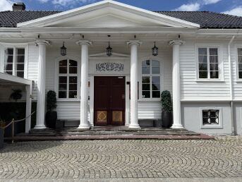 Pub, politikk og byggeplaner