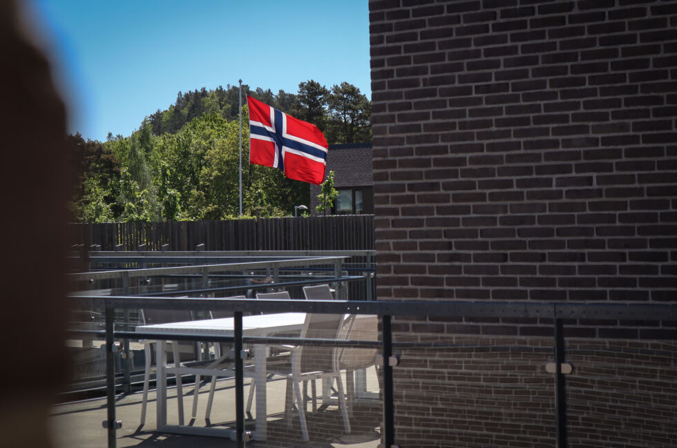 Flagget er heist.
 Foto: Thea Solum