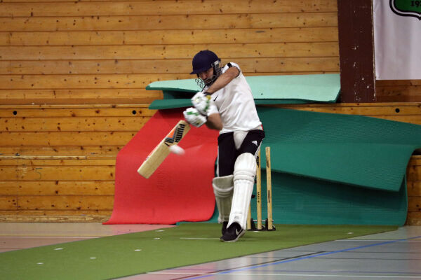 Jobber for å gjøre cricket stort i Norge