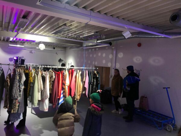 Klesbyttefest på Samsen kulturhus