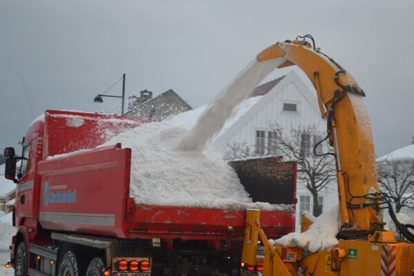 Posebyen tømmes for snø
