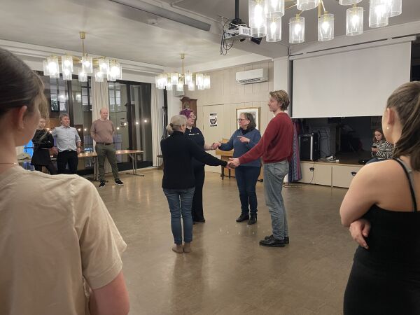 Ta deg en vals på Mandagsdans
