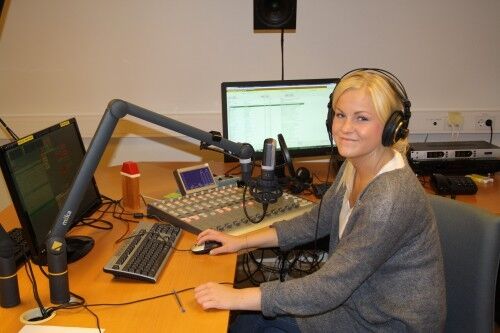 Tonje Steen studerer journalistikk ved Mediehøgskolen, hun ser frem til en ny periode med praksis. Foto: Sondre Finstad Berg