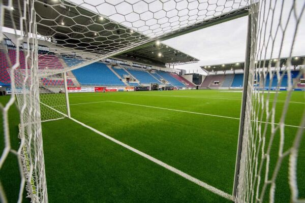 Toppserien håper å starte senest 11.juli
