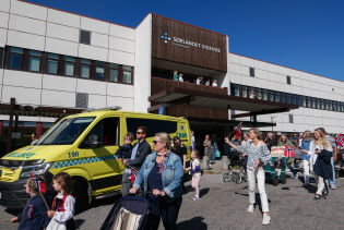 Lille 17. mai spredte glede på sykehuset