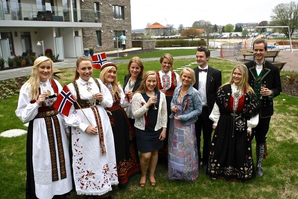 Jusstudenter til champagne-lunsj