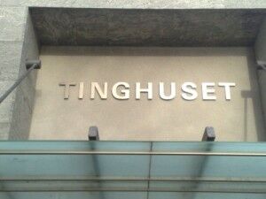 Tiltalt for mishandling og spredning av nakenbilder