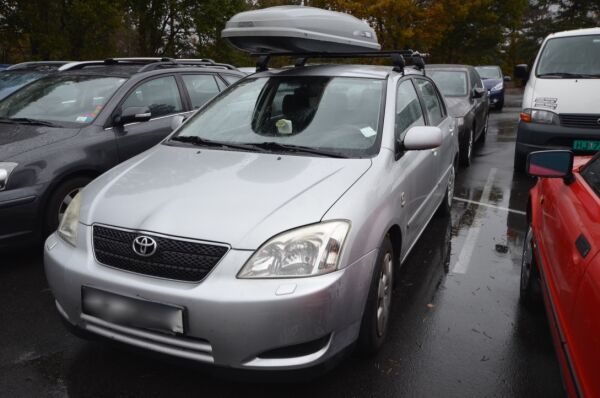 Tilbakekaller Toyotaer over hele verden