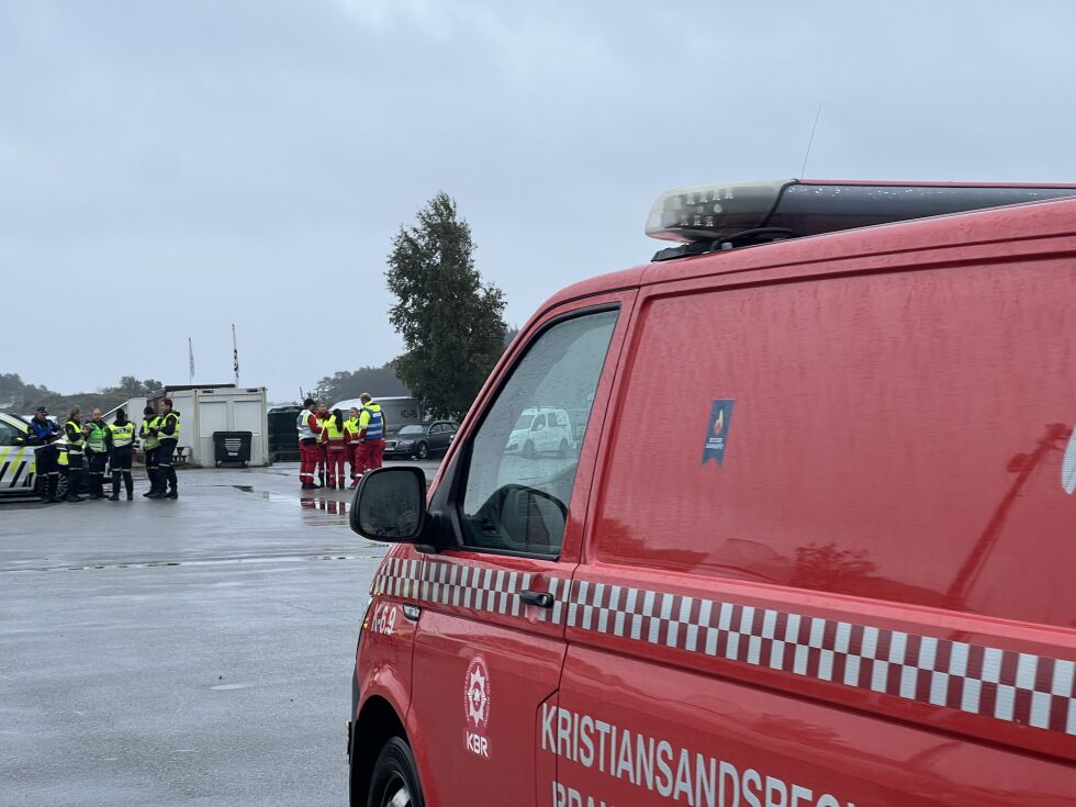 Onsdag morgen var ambulanse, politi og brannvesen på plass i Lillesand.
 Foto: Josefine Mikalsen Øien