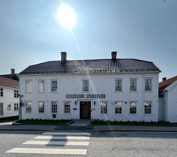 Lillesands Sparebank deler ut kundeutbytte for første gang