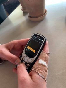 Livet uten smarttelefon: - Jeg setter pris på begrensningene
