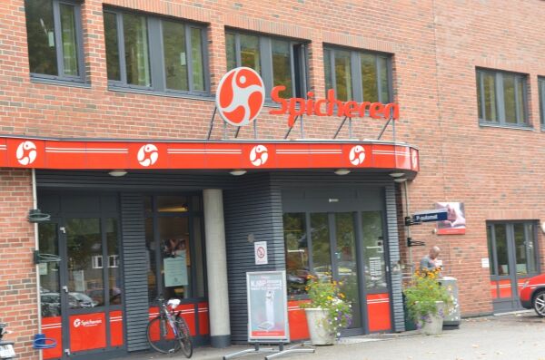 Ikke nok hallplass for KSI lagene - mange studenter får nei