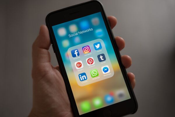 Barn og unge trenger en tryggere digital hverdag