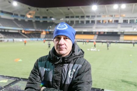Fløy-trener Nikola Trajković har forståelse for at kampen ble avlyst. FOTO: Morten Auestad Svendsen