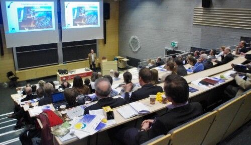 Sol i fokus: Solar Energy Conference besøkte Campus Kristiansand tirsdag 9.mai. (FOTO: Martine Haug Nysether)