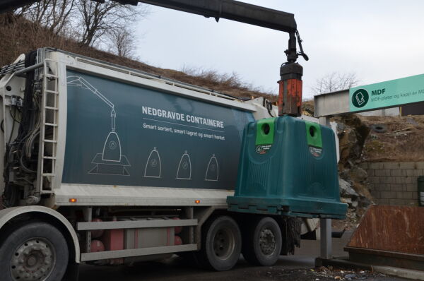 Kraftig økning i innlevering av glass-og metallavfall