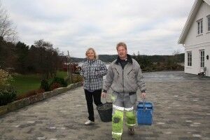 PÅ JOBB: John Arild Jørgensen lar ikke millionene gå til hodet på ham, og stilte på jobb mandag morgen. Foto: Thor Olav Ahnger
