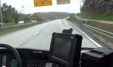 Politiet vil kontrollere busser