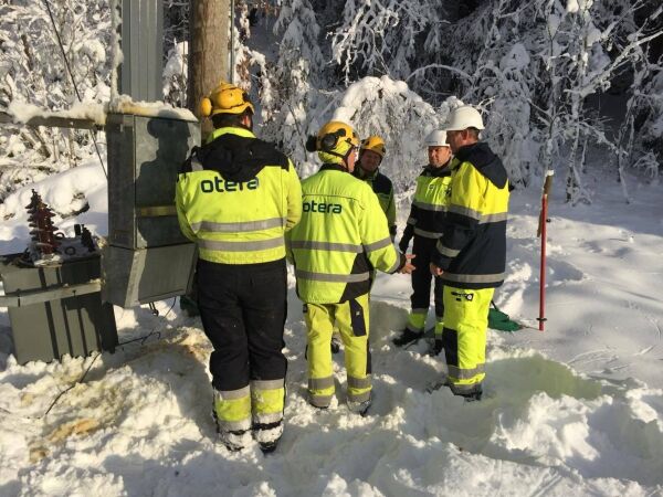 519 kunder uten strøm på Agder