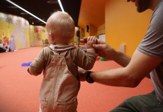Fedre strømmer til babysang