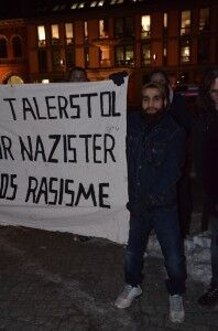 Rehan Ashraf demonstrerte mot rasisme mandag kveld. FOTO: Mats Myredal Thorsen